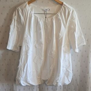 Chico's Knit 3D Applique Bubble Hem Top White Alibaster Floral Size 3 / XL